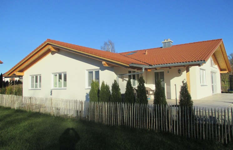Bungalow - Staketenzaun