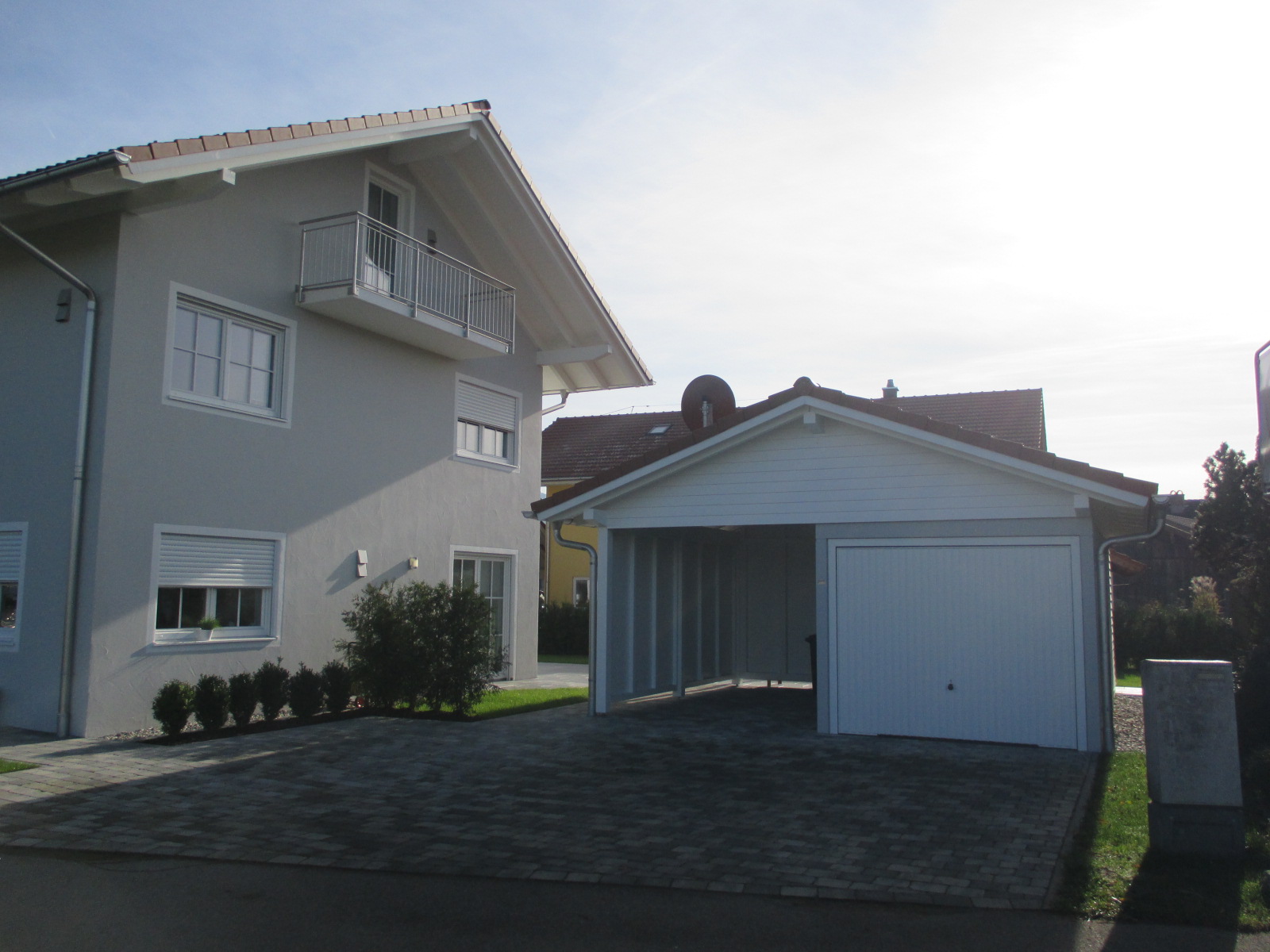 Modernes Doppelhaus