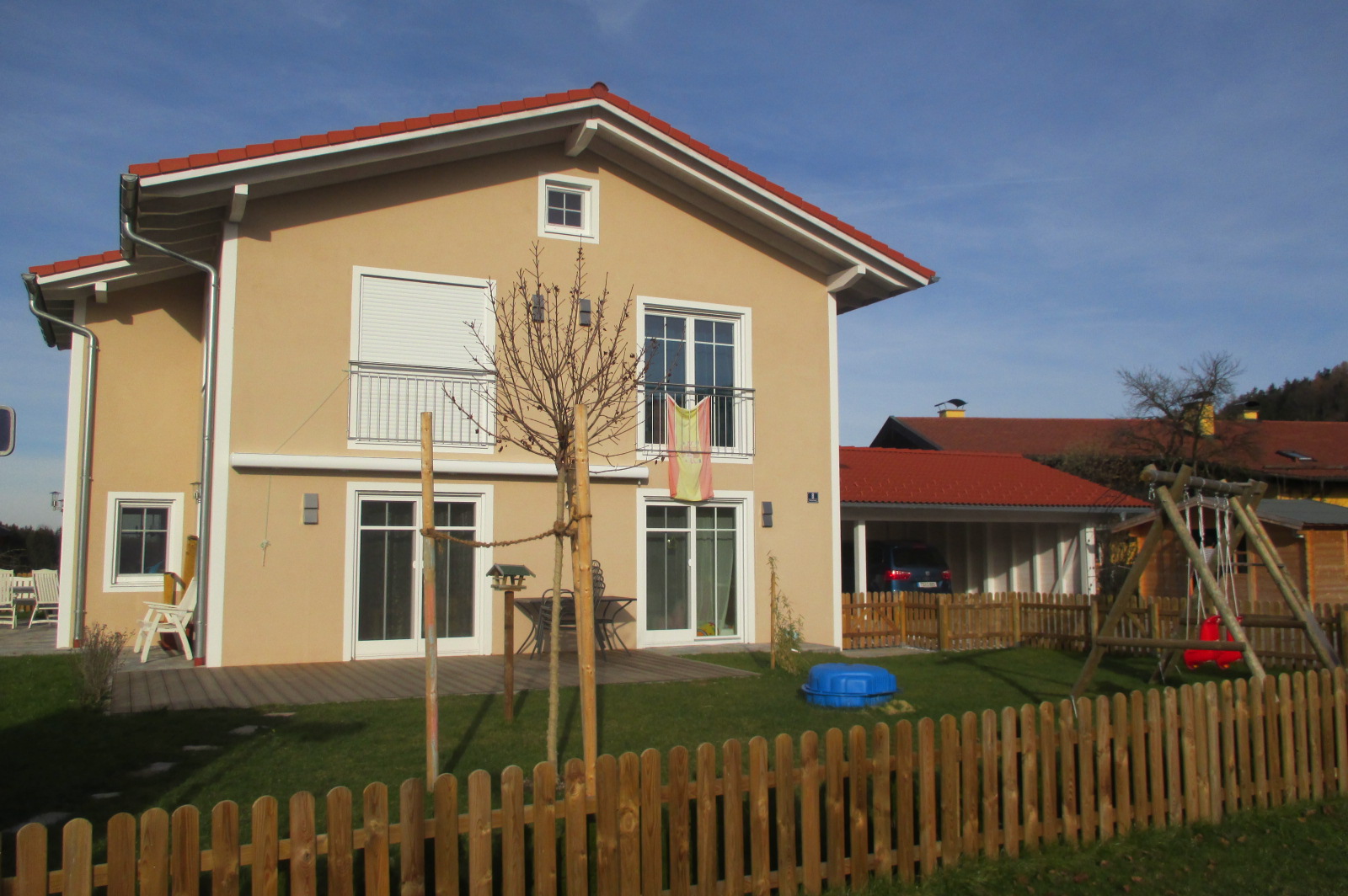 Einfamilienhaus mit franz. Balkongeländer