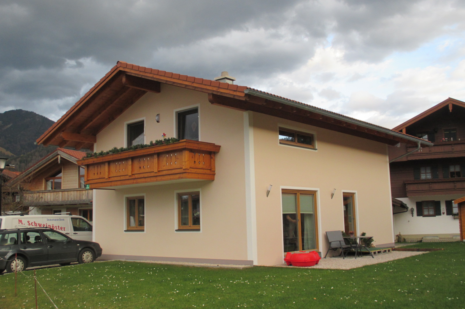 Einfamilienhaus - Holzbalkon