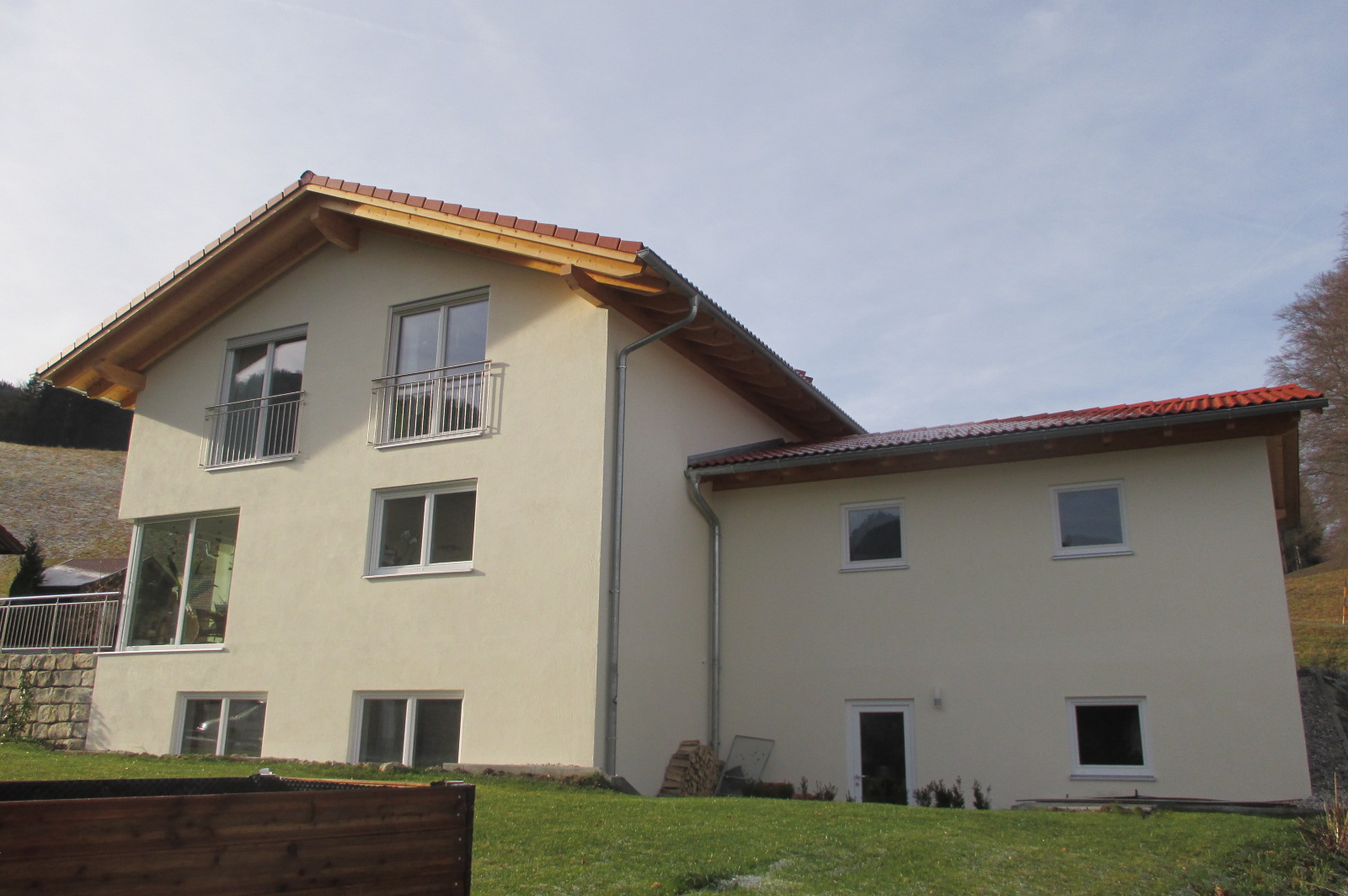 Einfamilienhaus in Hanglage