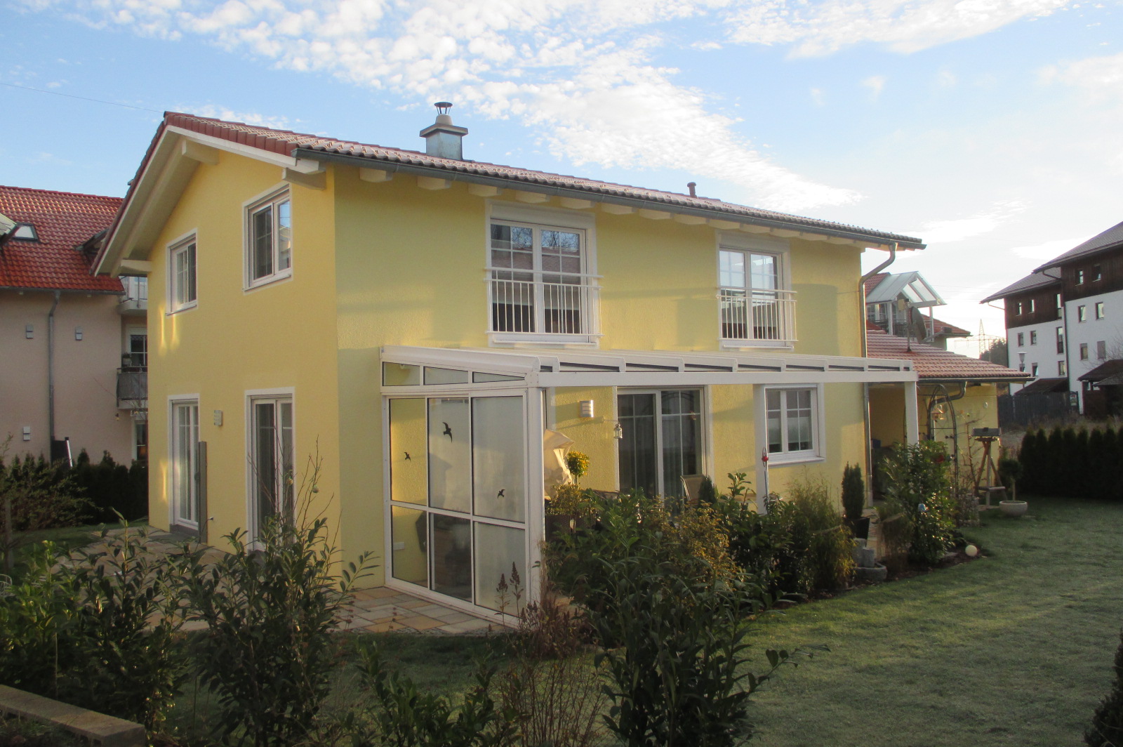 Einfamilienhaus mit überdachter Terrasse
