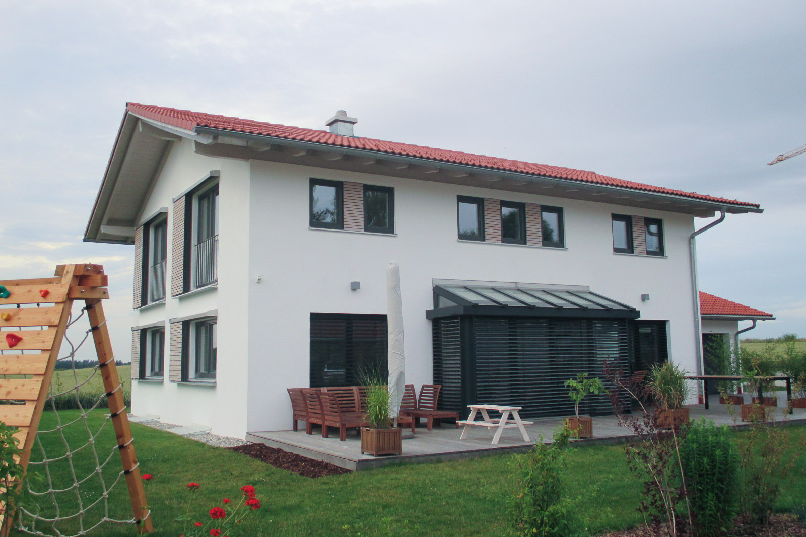 Einfamilienhaus - Wintergarten mit Abschattung