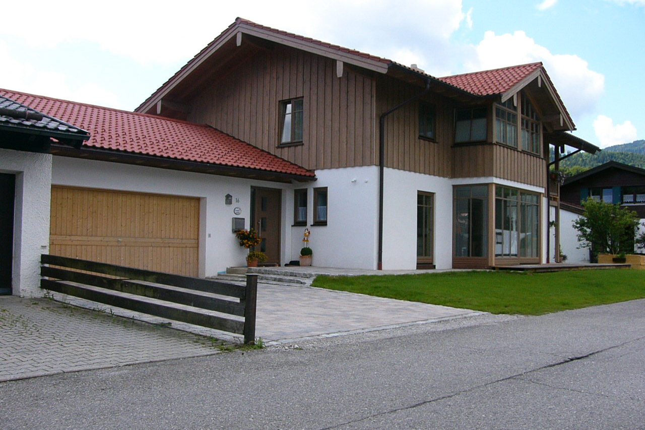 Holzterrasse - Einfamilienhaus