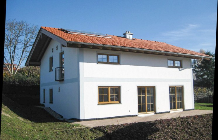 Einfamilienhaus in Hanglage