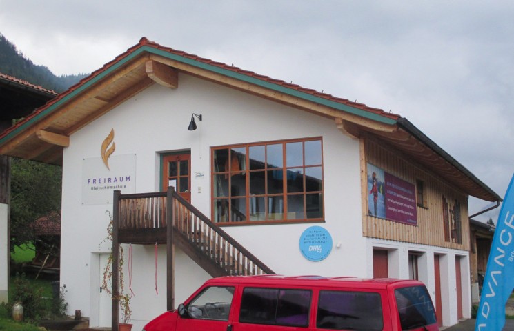 Aufstockung einer Garage - Außentreppe