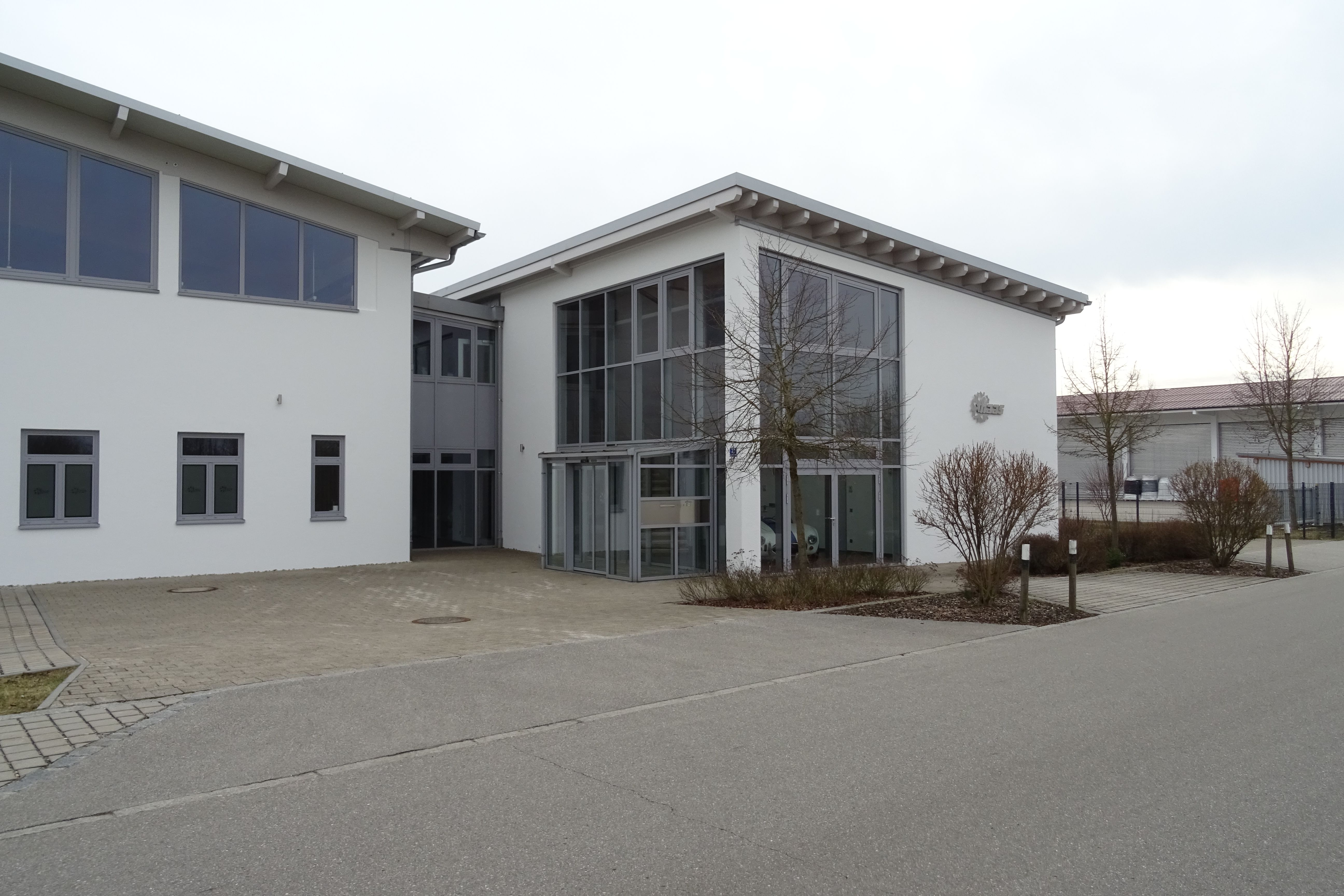 Haas Anlagenbau - Zufahrt Warenannahme
