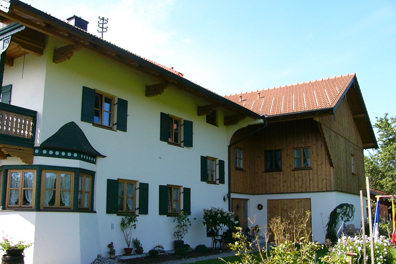 Ländliches Mehrfamilienhaus