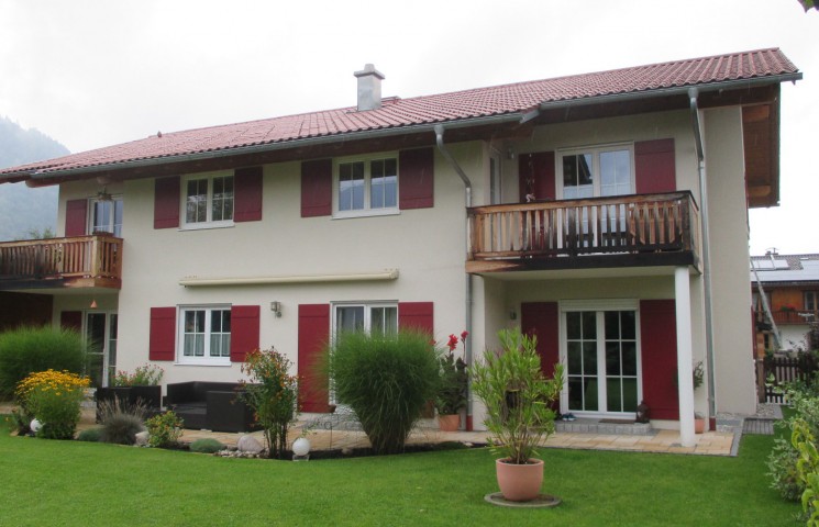 Mehrfamilienhaus
