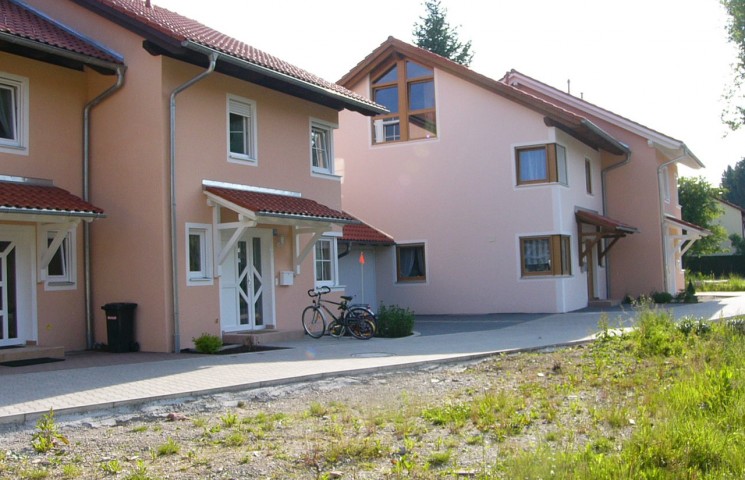 Mehrfamilienhaus