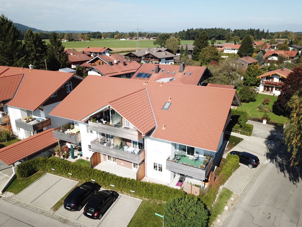 Mehrfamilienhaus - Luftaufnahmen