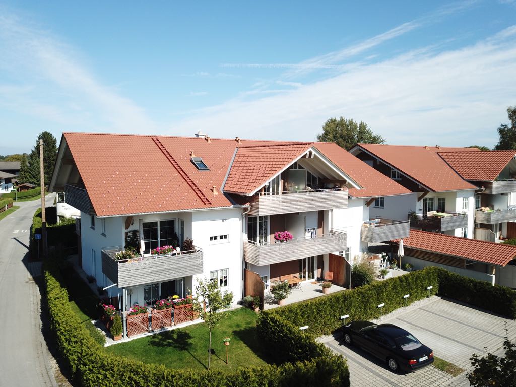 Mehrfamilienhaus - Luftaufnahmen