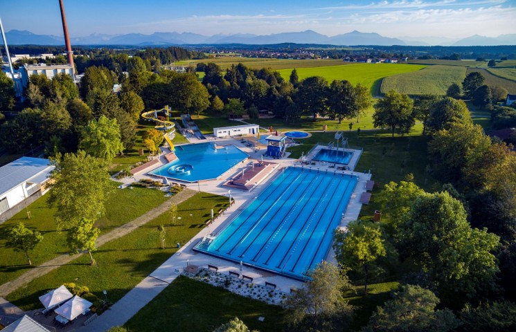 Teilgeneralsanierung Freibad Traunreut - nach Fertigstellung - September 2020