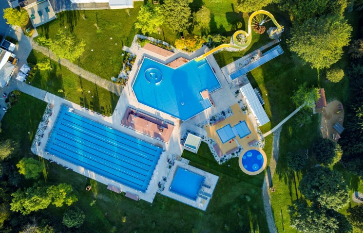 Teilgeneralsanierung Freibad Traunreut - nach Fertigstellung - September 2020