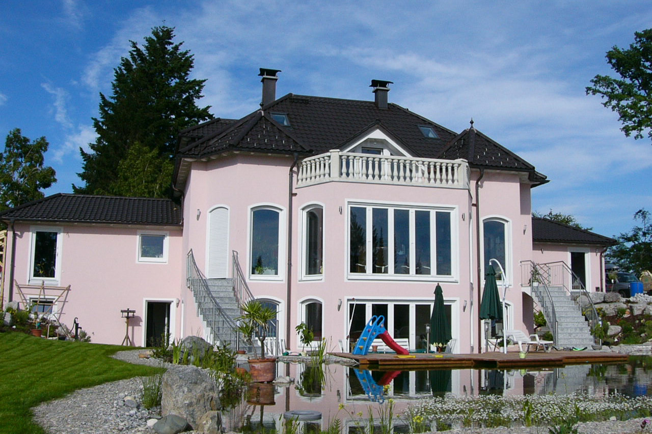 Garten mit Teich - Stadtvilla