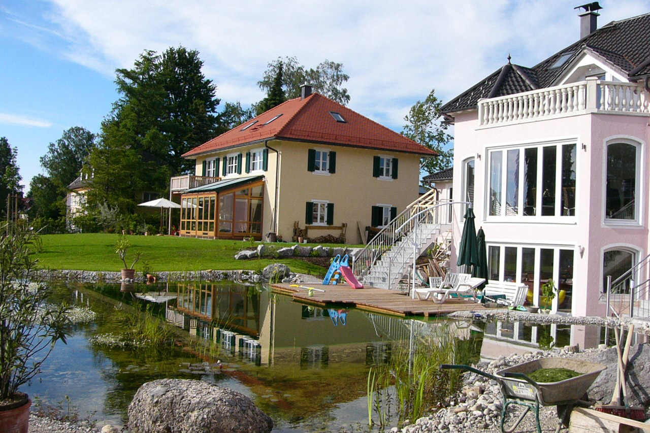 Garten mit Teich - Stadtvilla