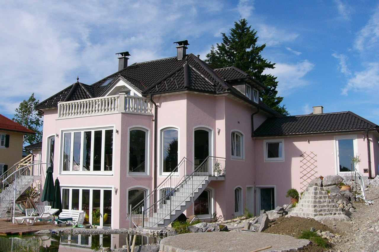 Garten mit Hochterrasse - Stadtvilla