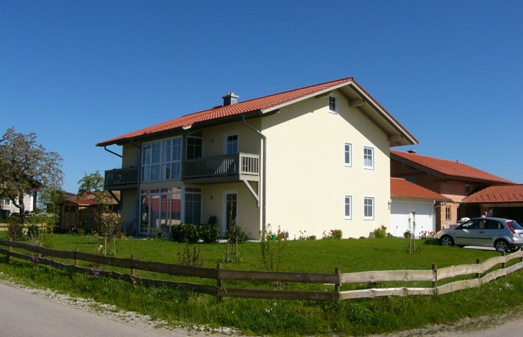Zweifamilienhaus