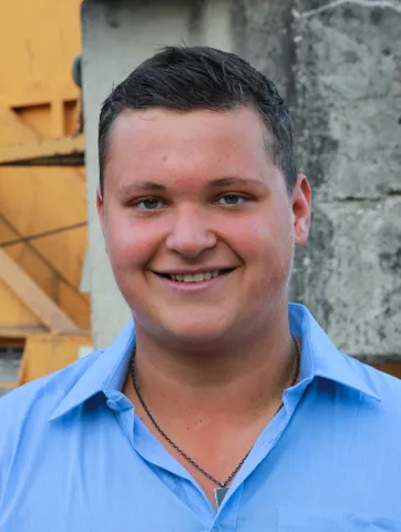 Neuer Auszubildender